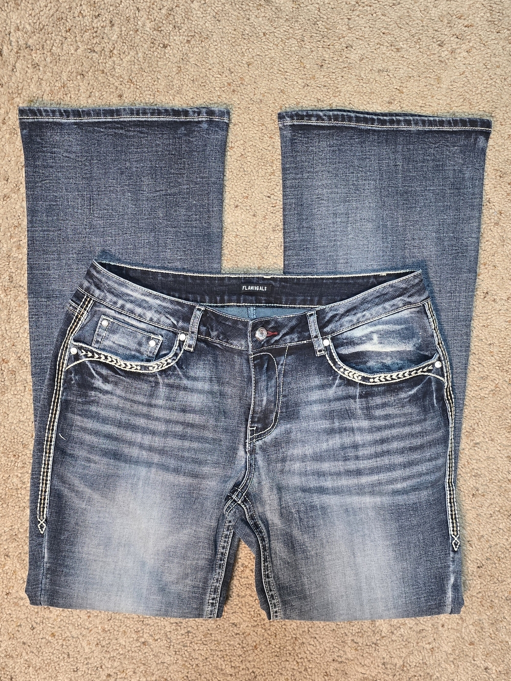 ✨ FLAMINGALS Rhinestone & Embroidered Mid-Rise Bootcut - Large - Picture 4 of 15